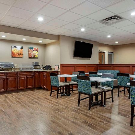 Comfort Suites Auburn Hills-Detroit Esterno foto