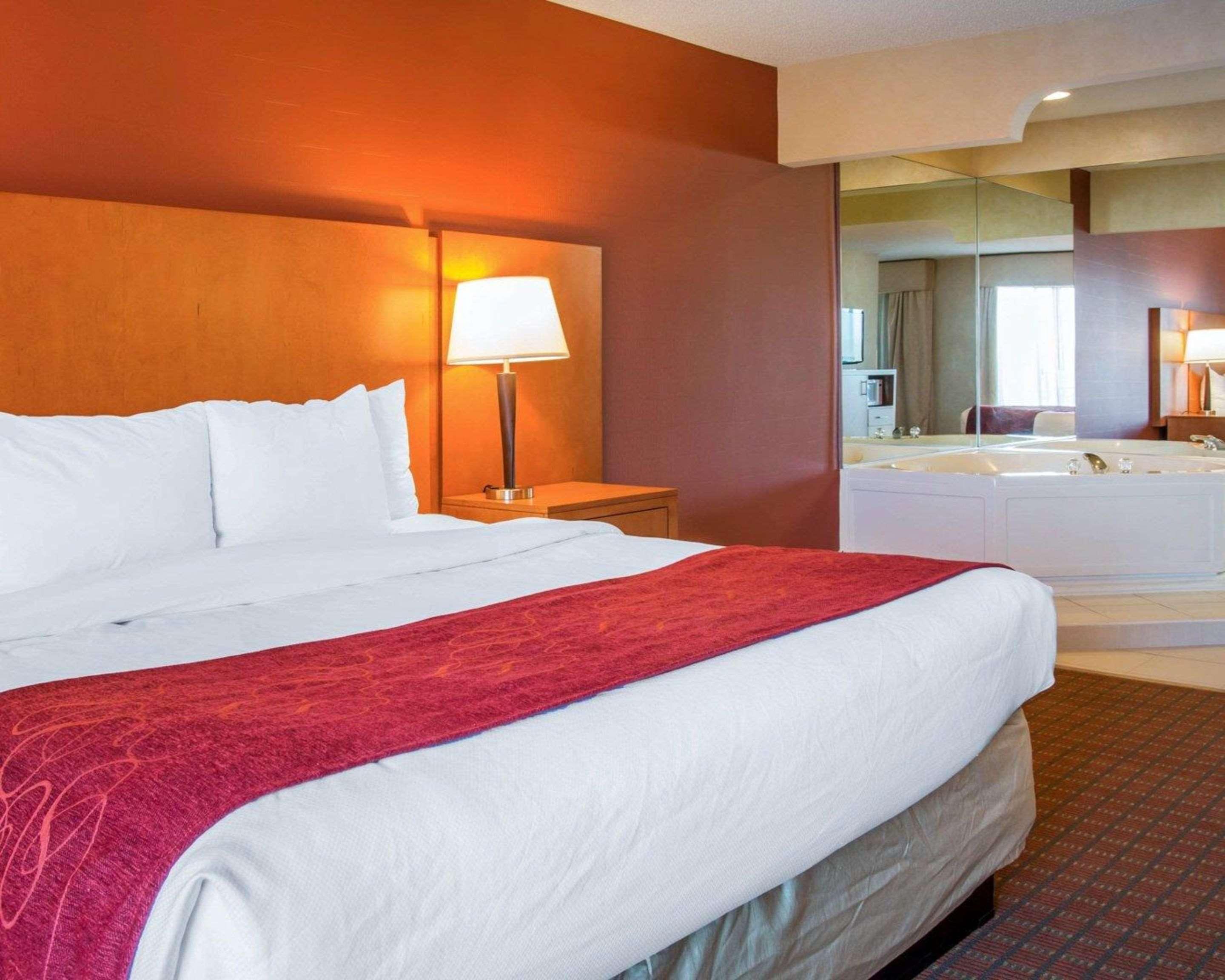 Comfort Suites Auburn Hills-Detroit Esterno foto