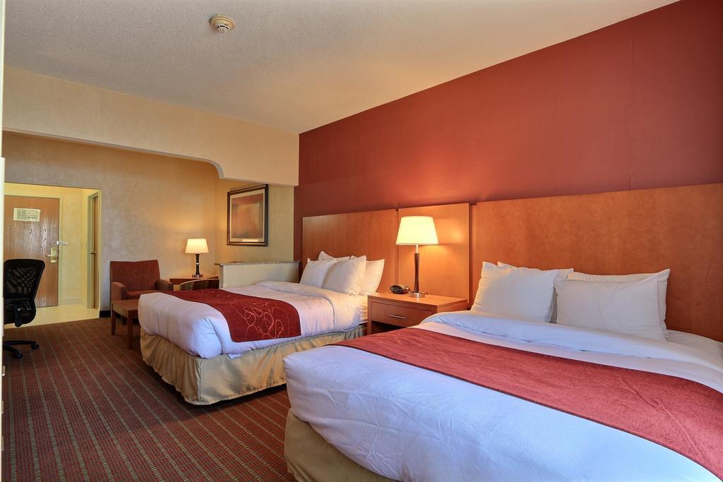Comfort Suites Auburn Hills-Detroit Esterno foto
