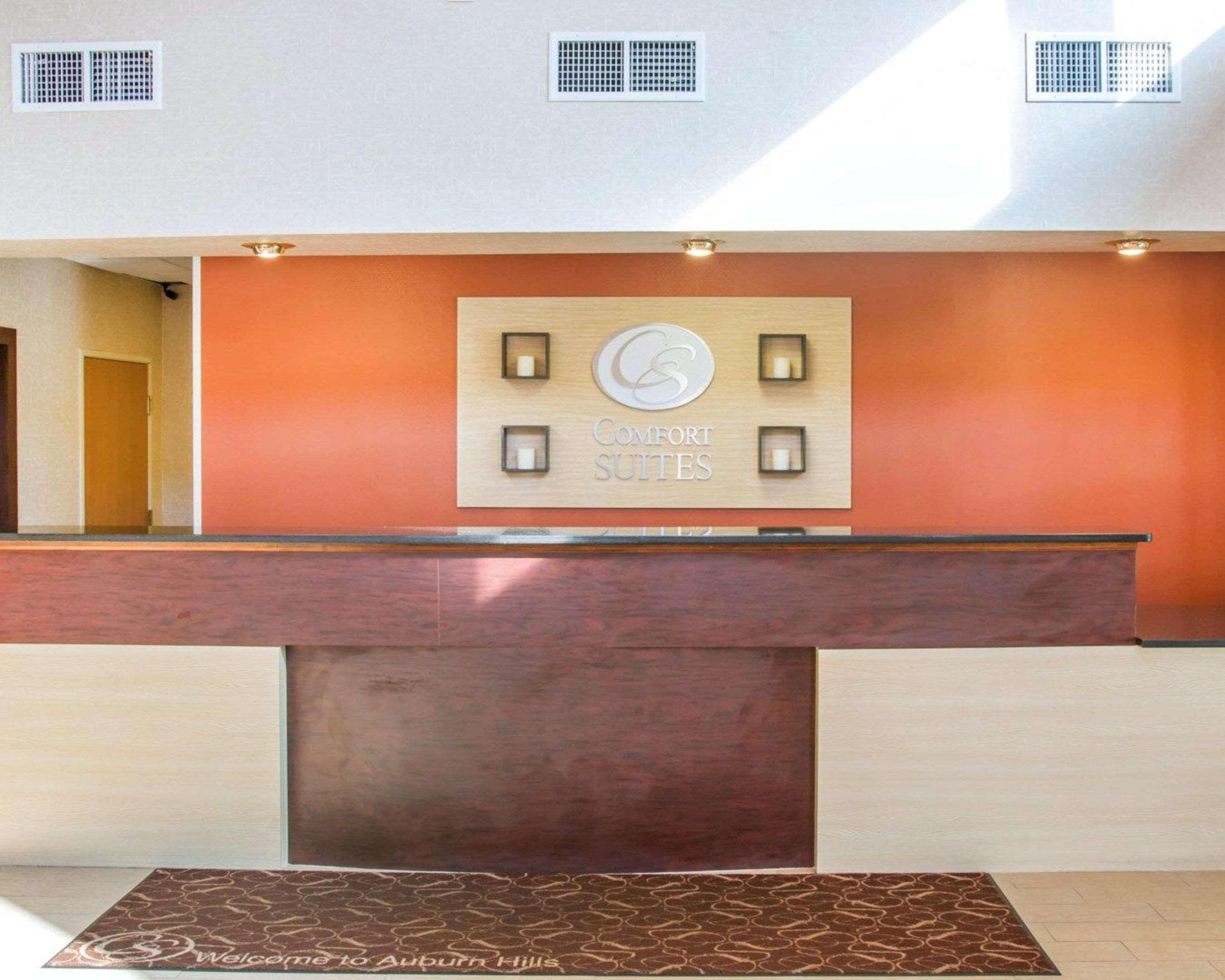 Comfort Suites Auburn Hills-Detroit Esterno foto