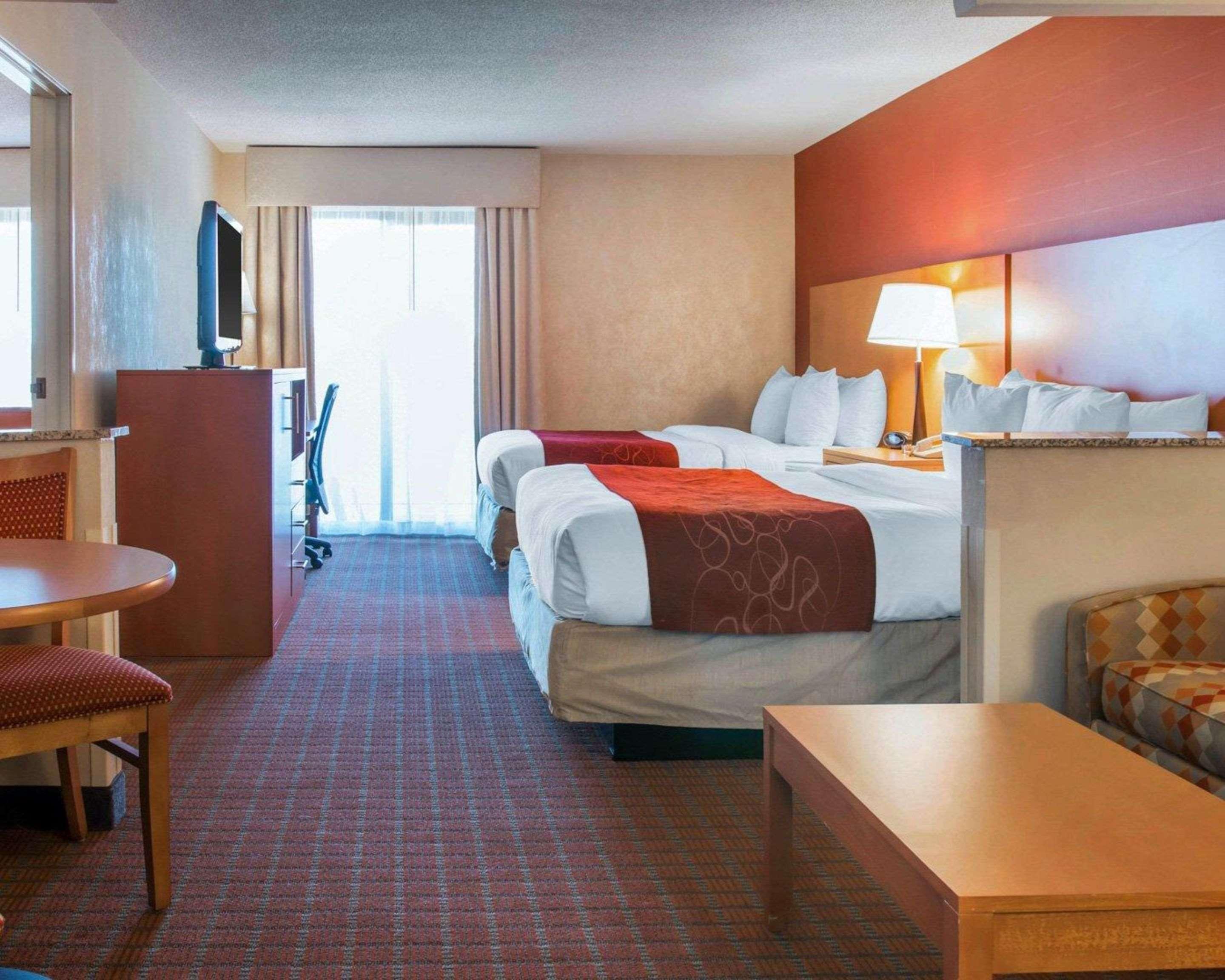 Comfort Suites Auburn Hills-Detroit Esterno foto